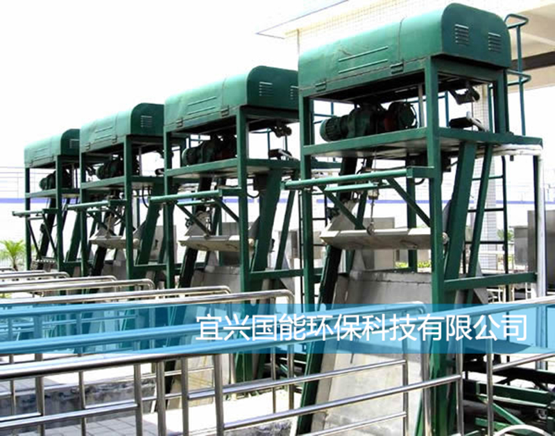 SG型鋼絲繩牽引式格柵除污機
